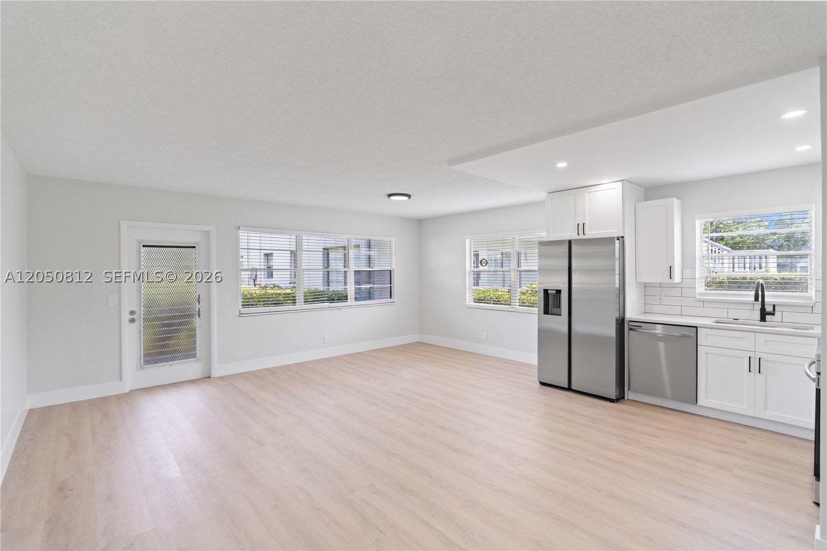 213 N Oakridge N 213