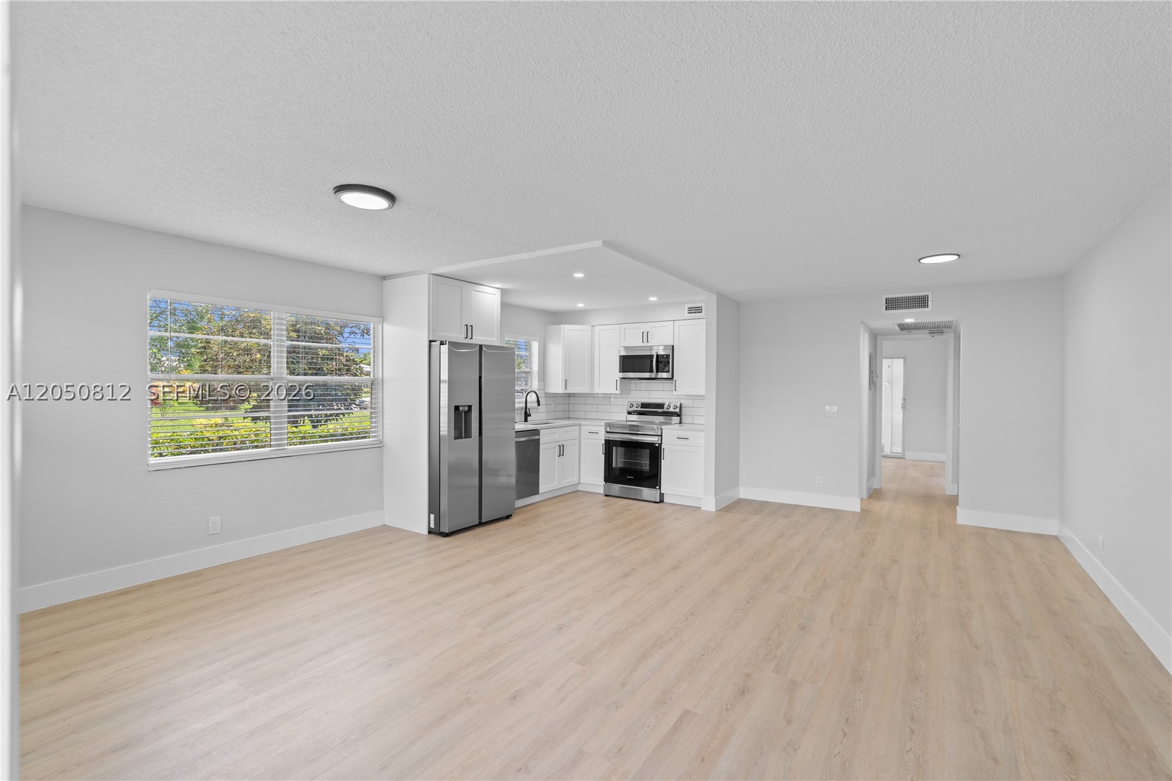 213 N Oakridge N 213