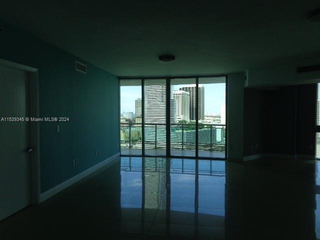 WIND CONDO - Residential Lease