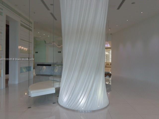 WIND CONDO - Residential Lease