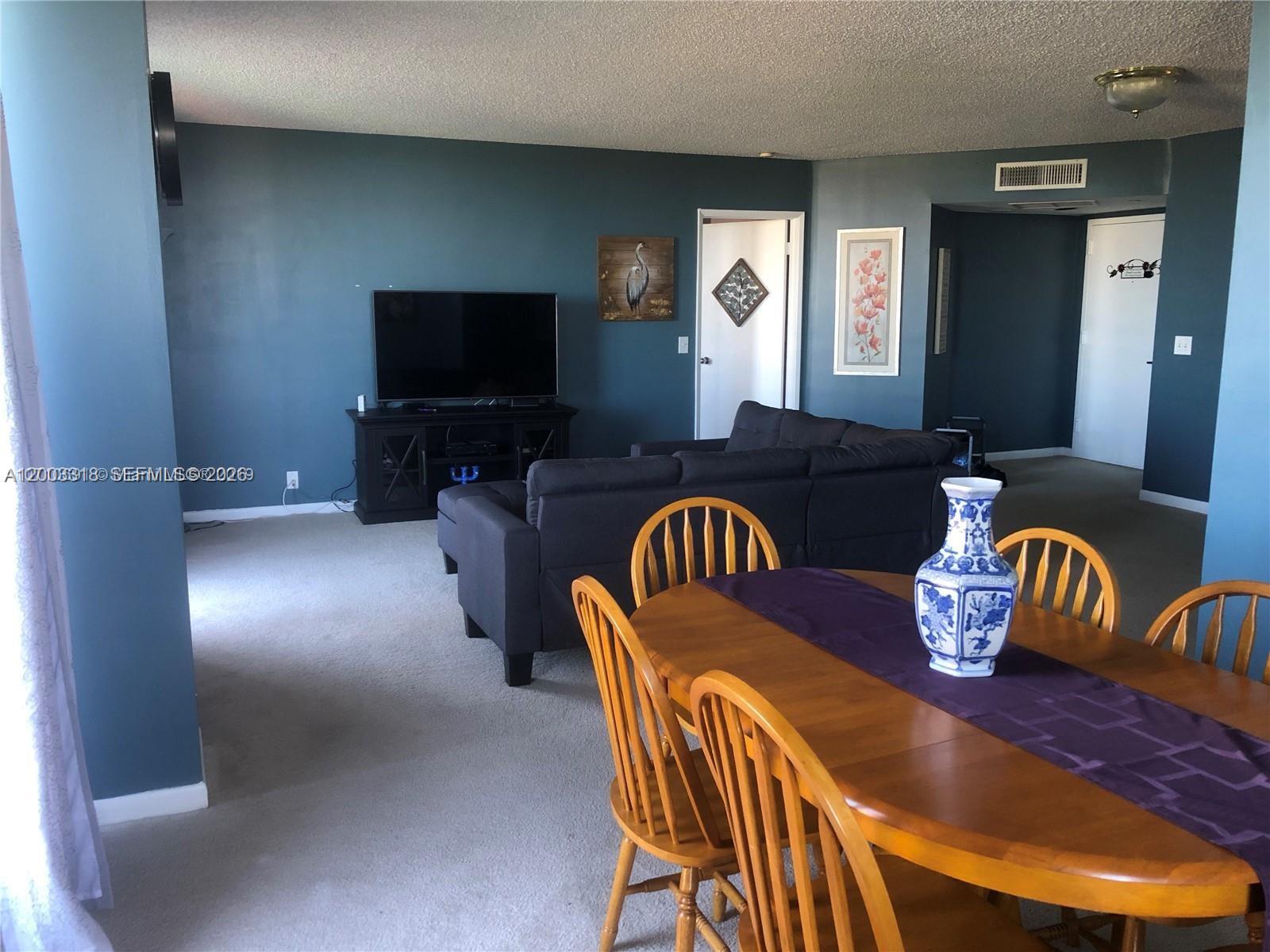 3300 NE 191st St 1101