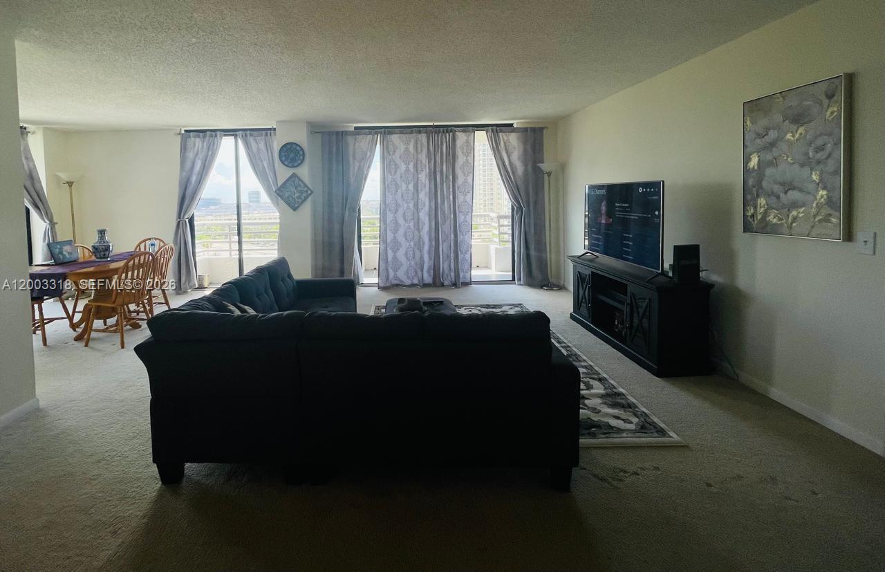 3300 NE 191st St 1101