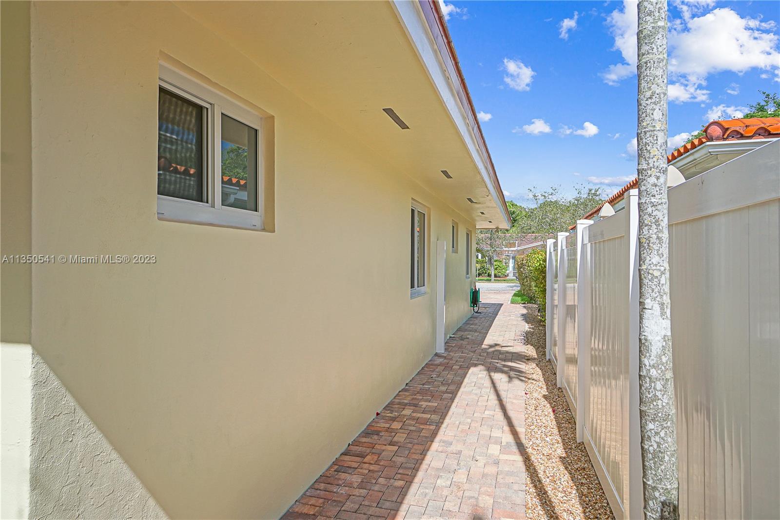 CORAL GABLES SEC B - Residential Lease
