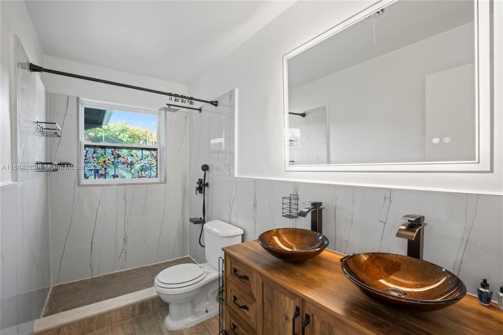 ORCHARD ESTATES - Residential Lease