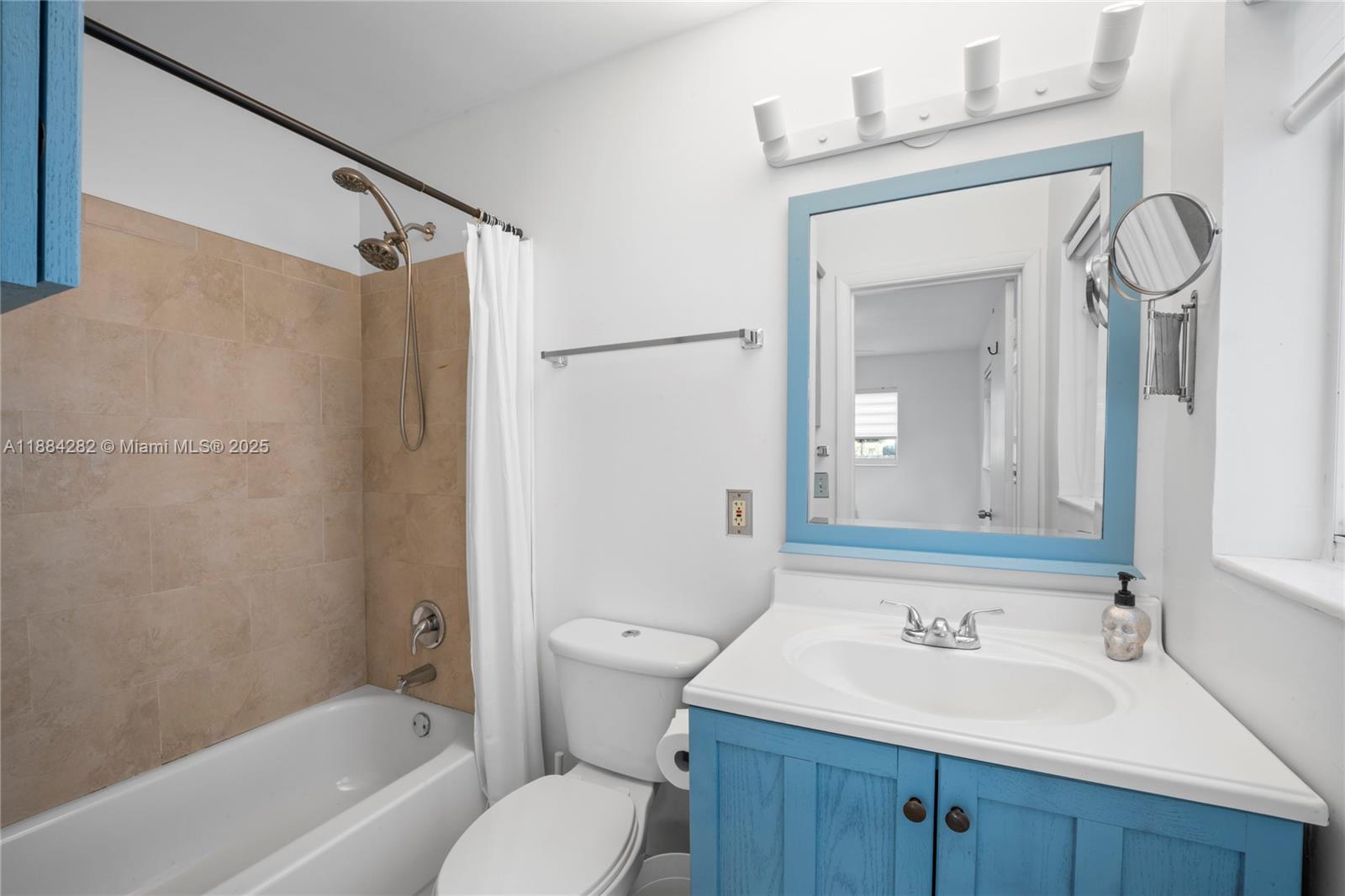 ORCHARD ESTATES - Residential Lease