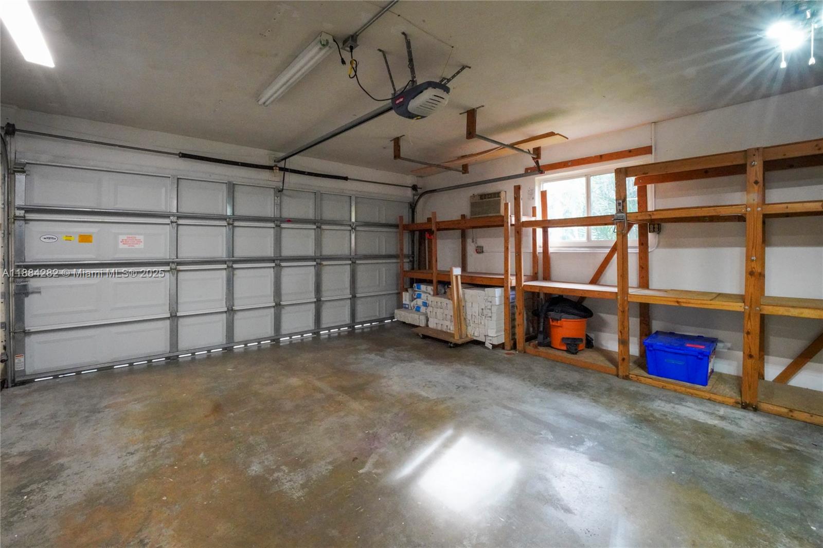 ORCHARD ESTATES - Residential Lease