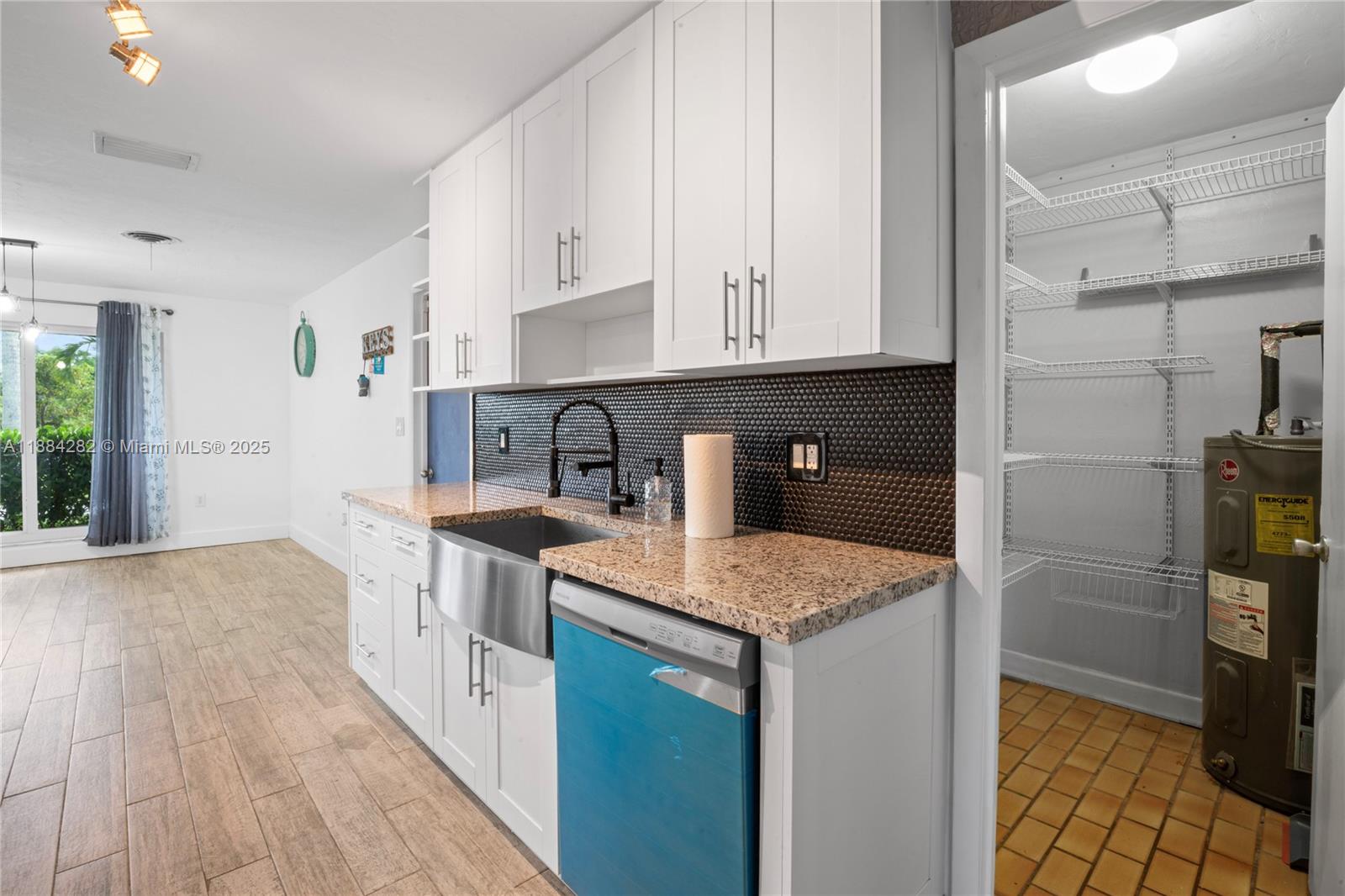 ORCHARD ESTATES - Residential Lease