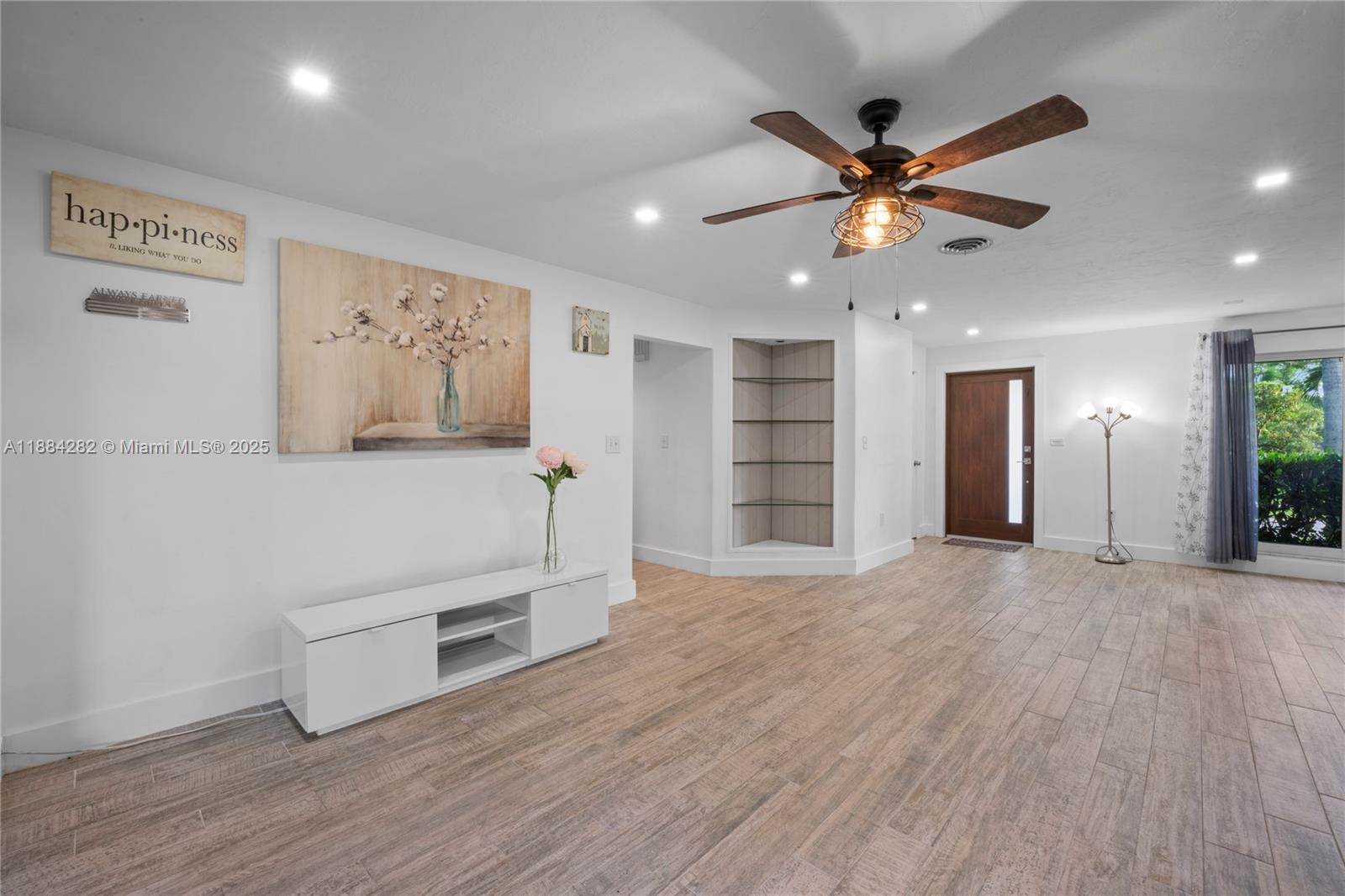 ORCHARD ESTATES - Residential Lease