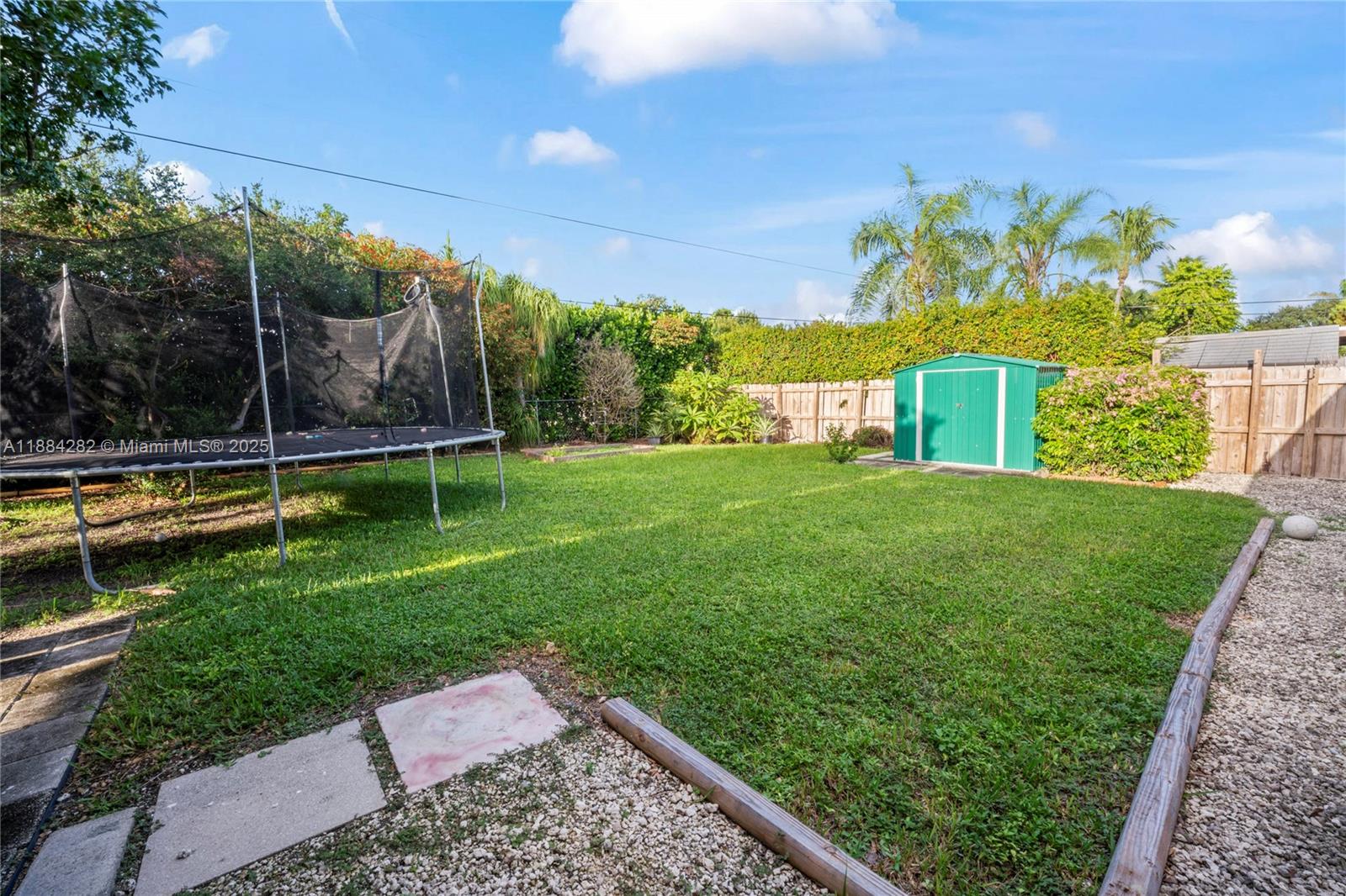 ORCHARD ESTATES - Residential Lease