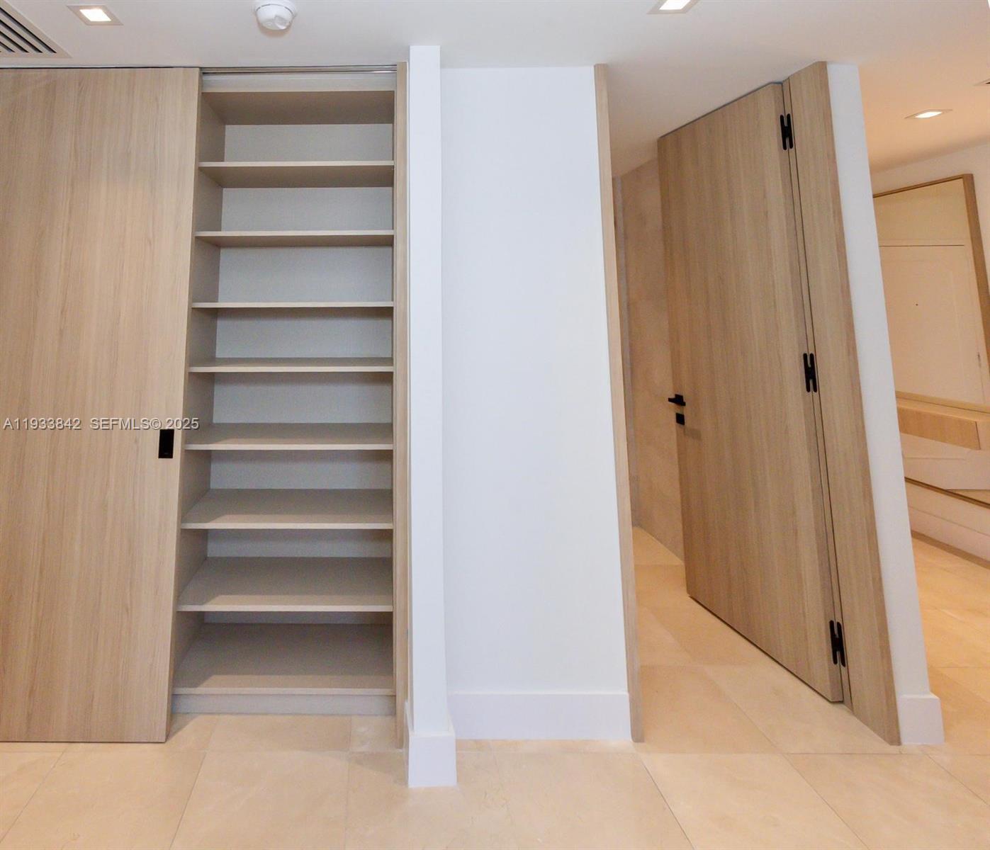 KEY COLONY NO 2 CONDO - Residential Lease