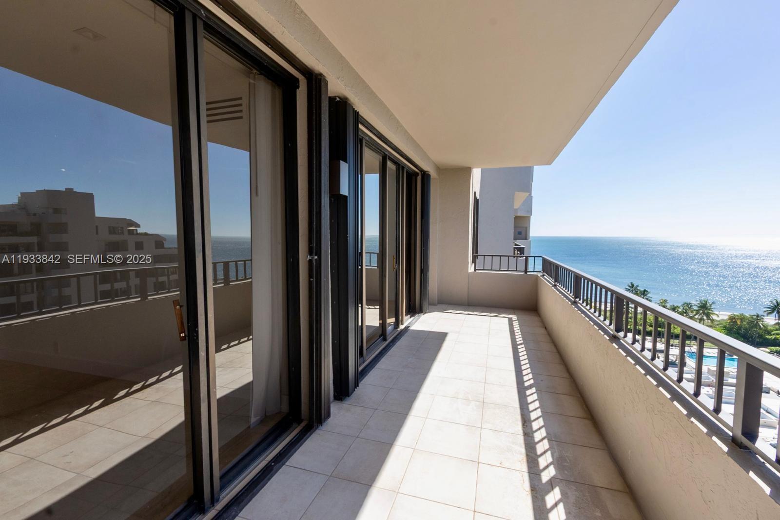 251 Crandon Blvd 1228