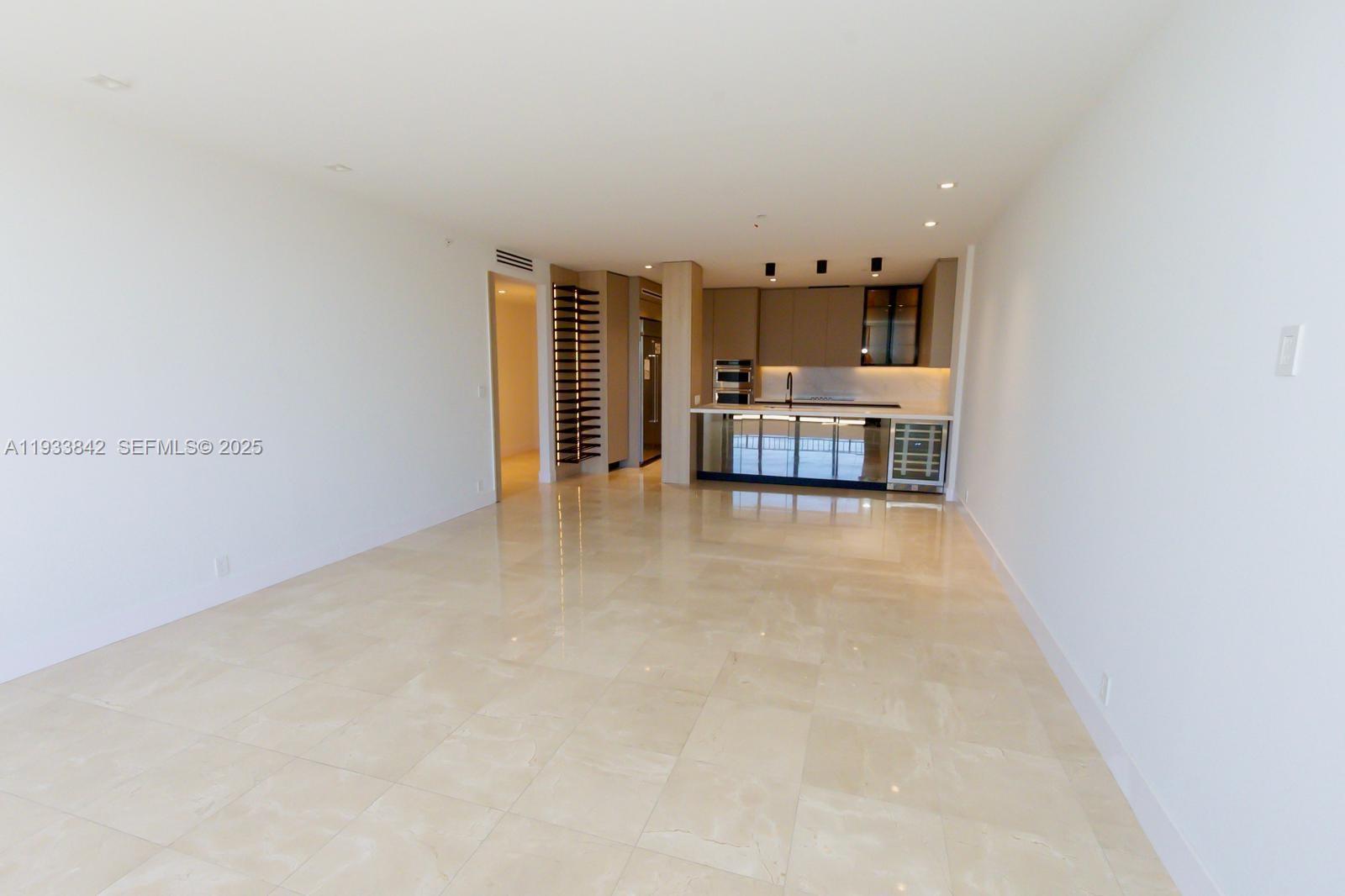 KEY COLONY NO 2 CONDO - Residential Lease