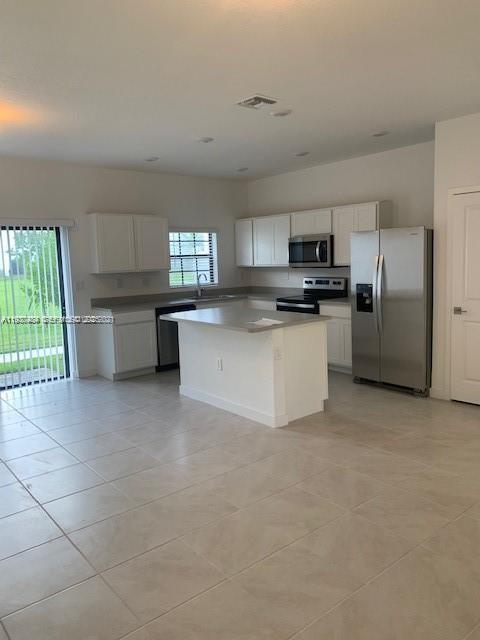 REGAL PALM SUBDIVISION - Residential Lease