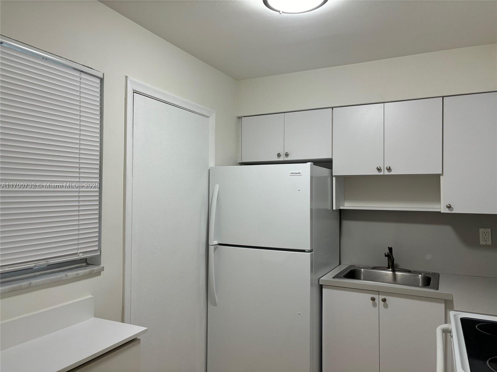 20200 NE 27th Ct 11