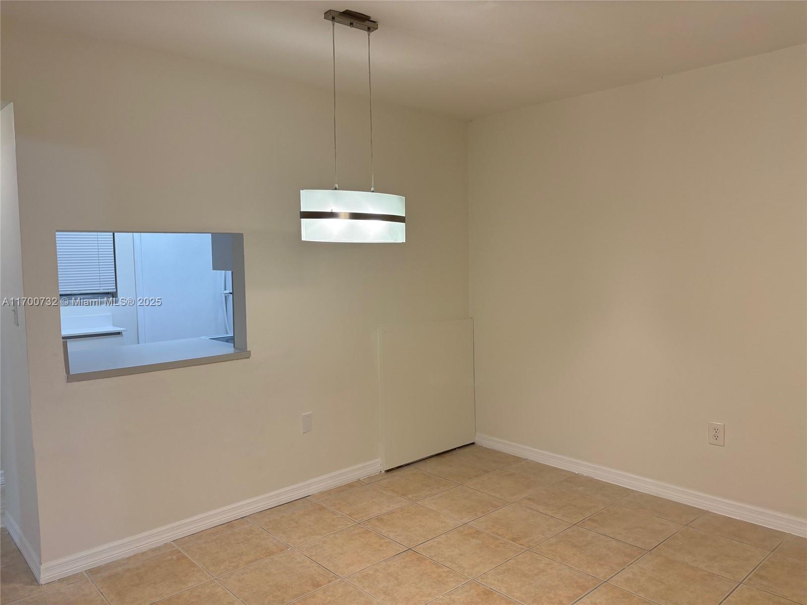 20200 NE 27th Ct 11