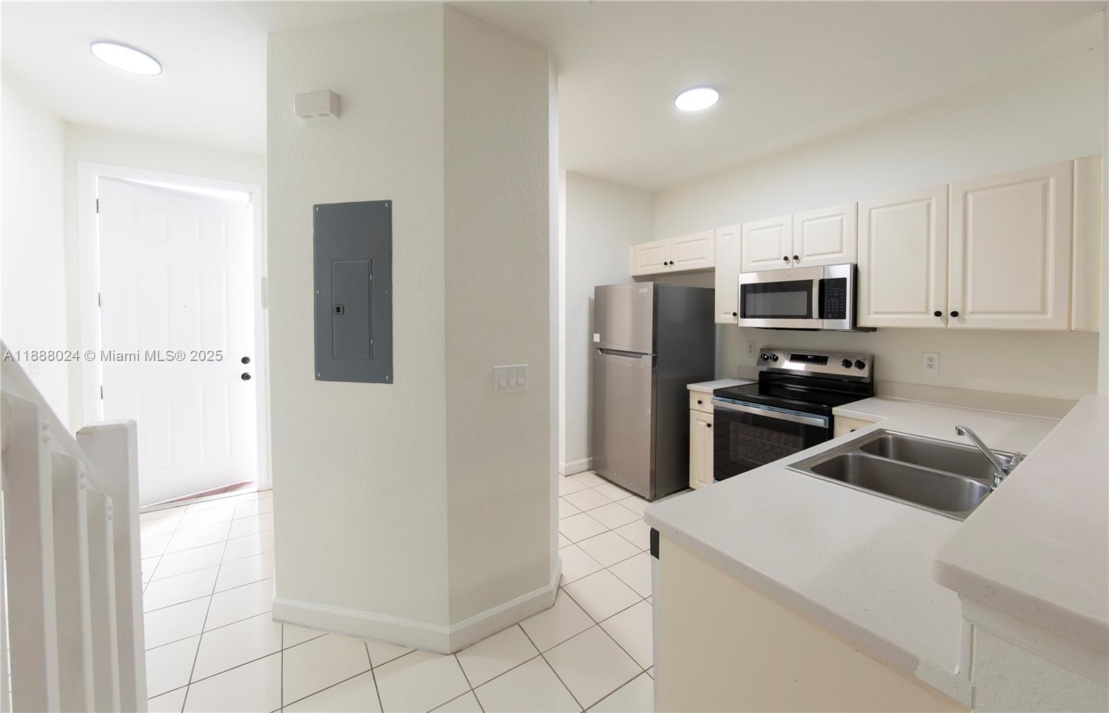 MEDITERRANEA - Residential