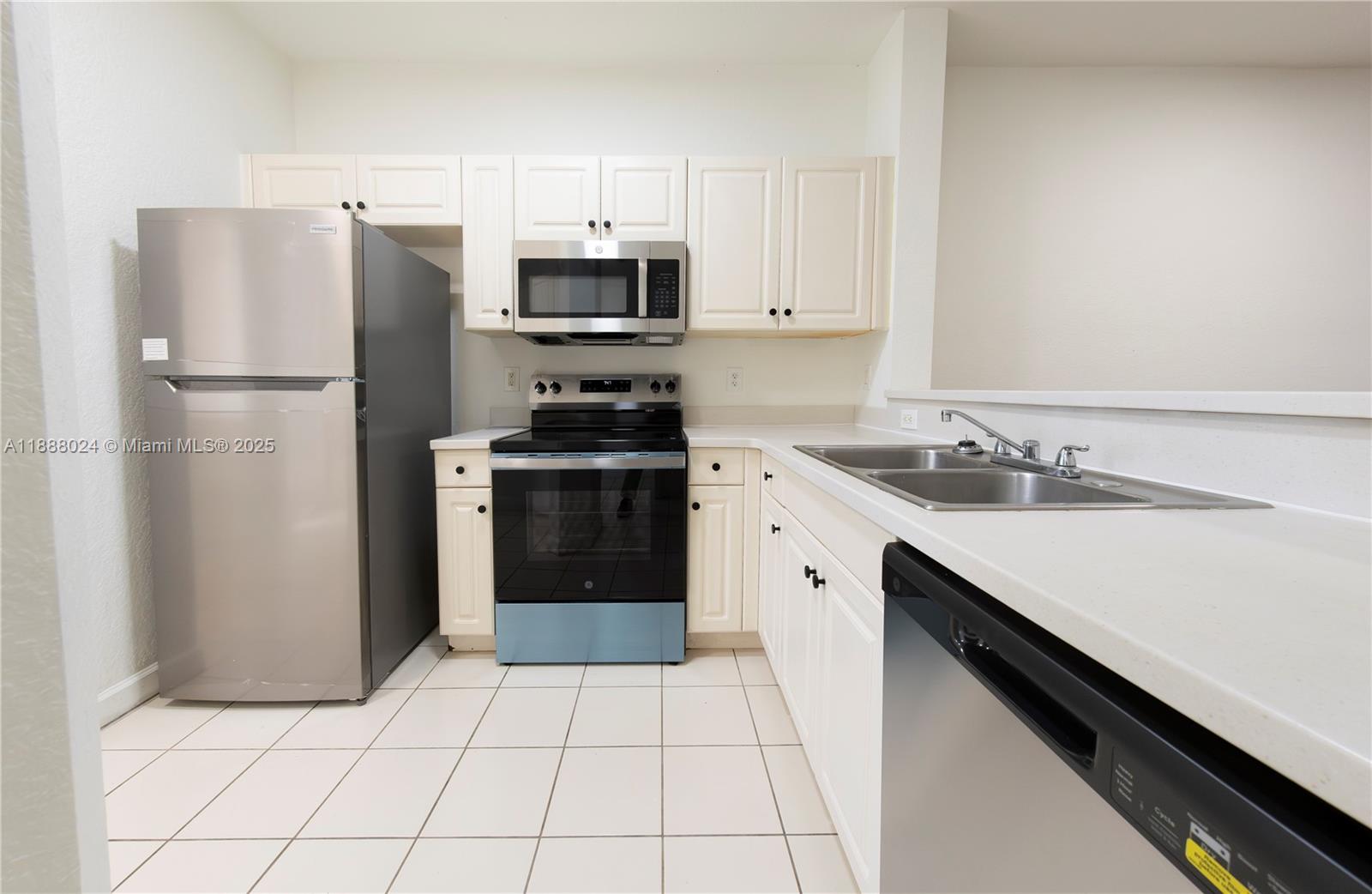 MEDITERRANEA - Residential