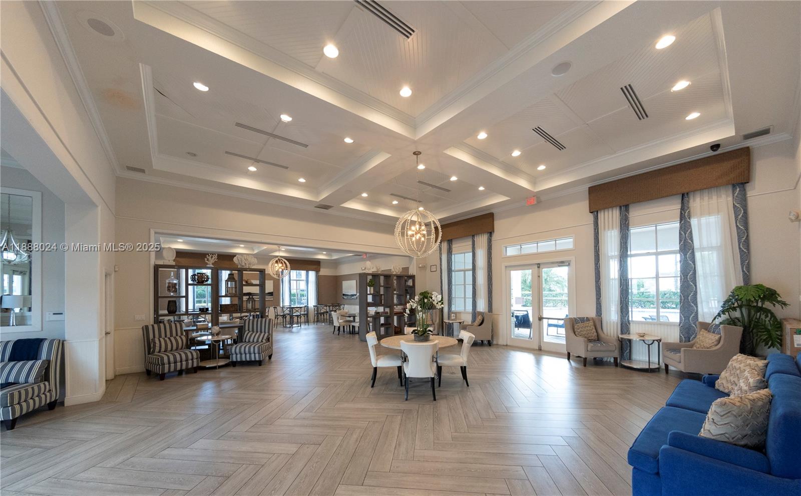 MEDITERRANEA - Residential