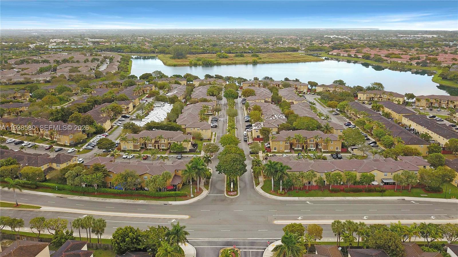 THE SHORES CONDO NO 2 - Residential