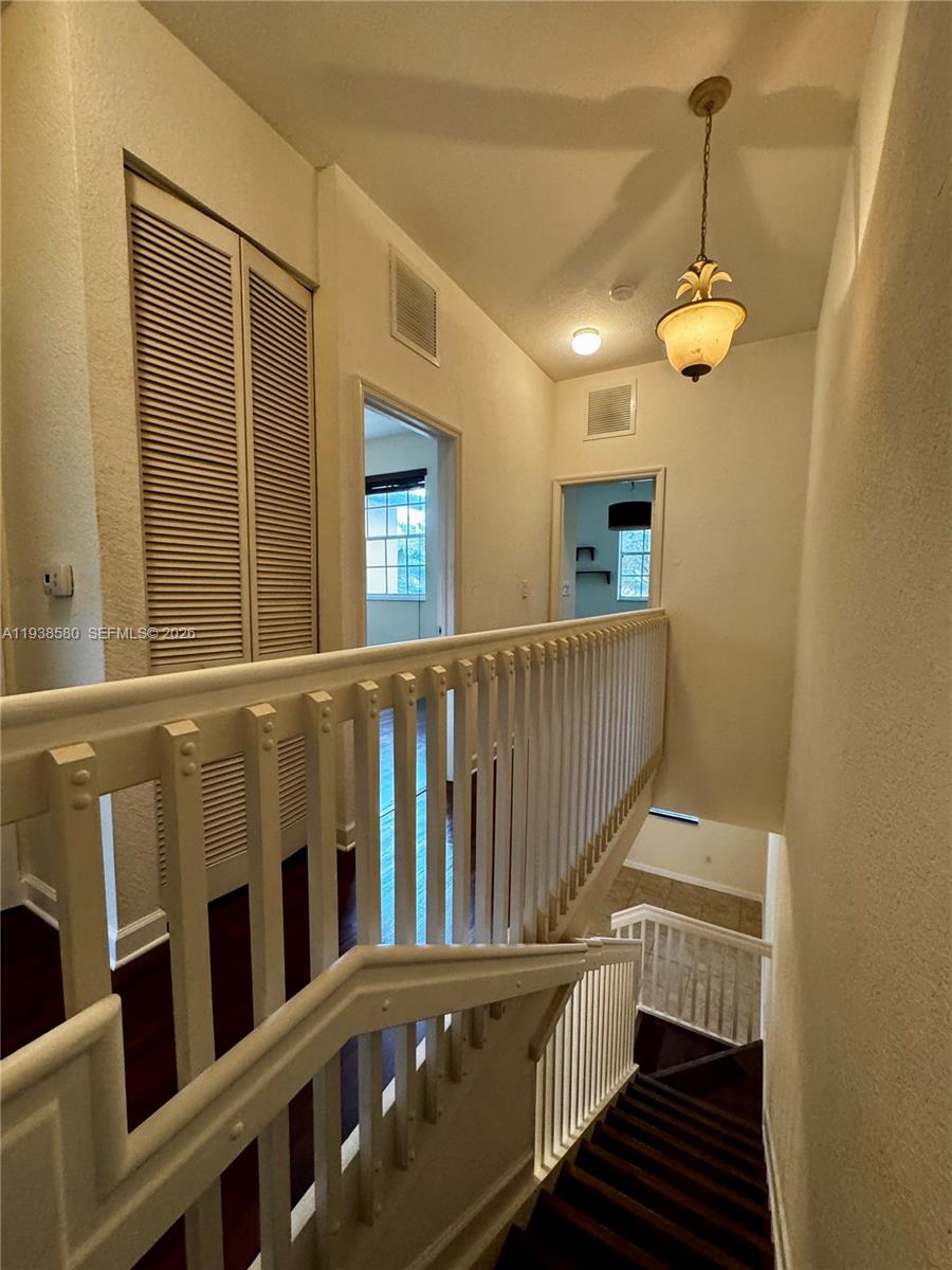 THE SHORES CONDO NO 2 - Residential