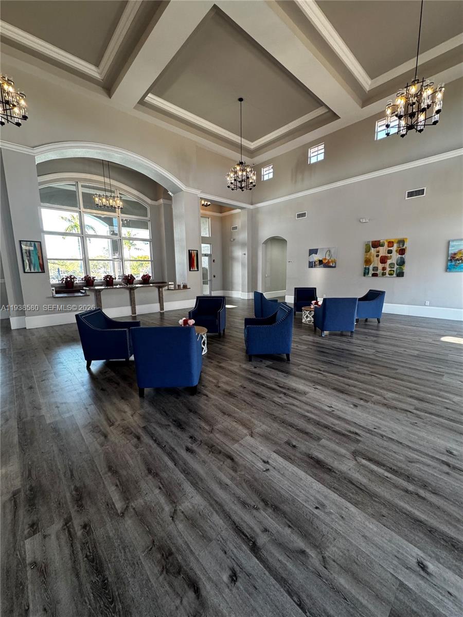 THE SHORES CONDO NO 2 - Residential