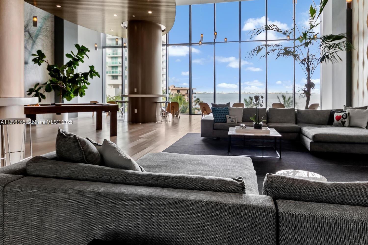 ICON BAY CONDO - Residential Lease