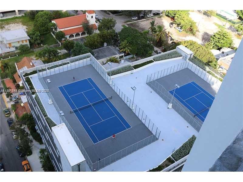 ICON BAY CONDO - Residential Lease
