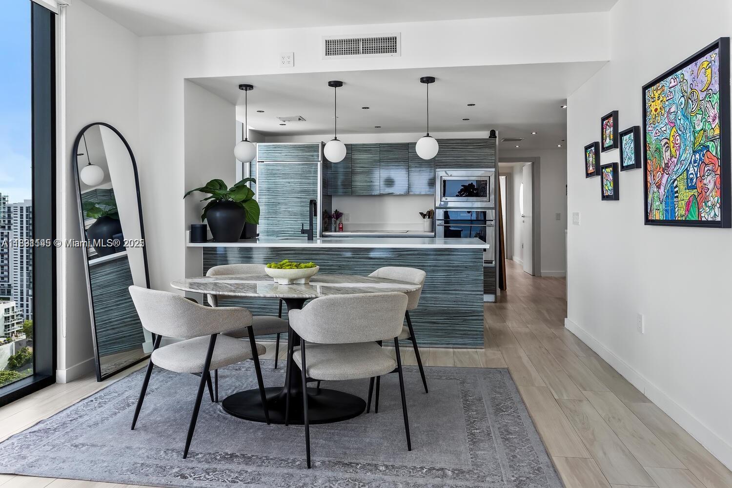ICON BAY CONDO - Residential Lease