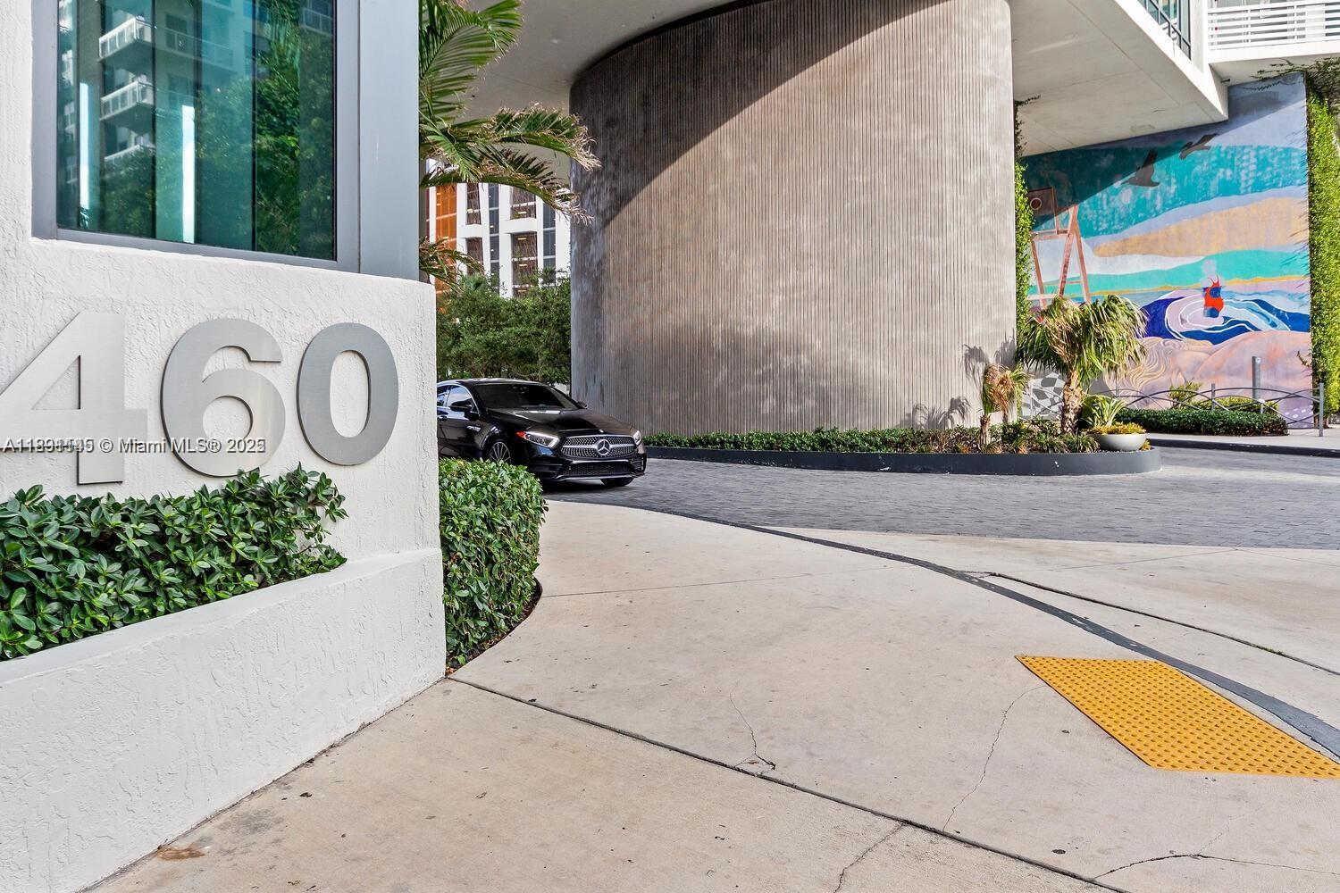 ICON BAY CONDO - Residential Lease