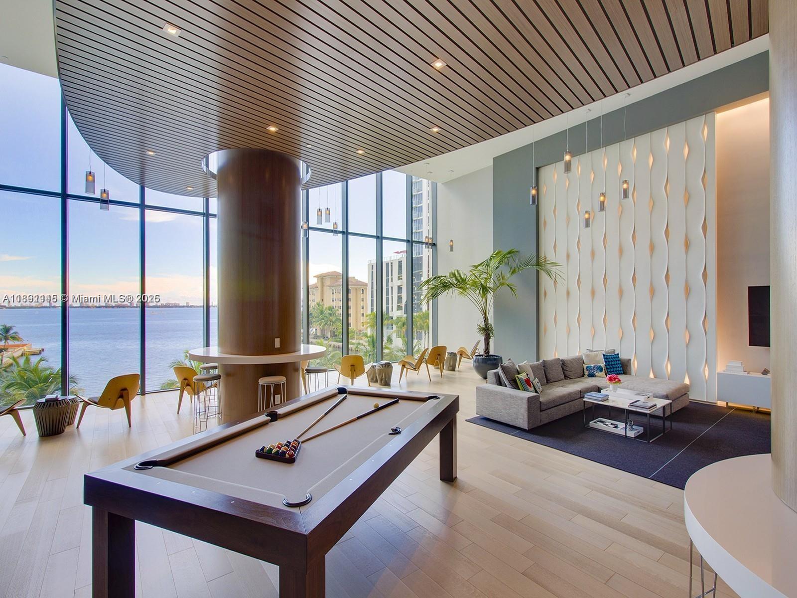 ICON BAY CONDO - Residential Lease