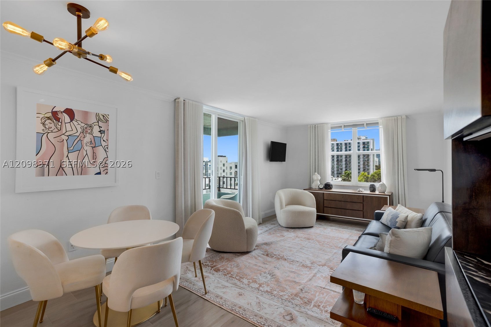 720 Collins Ave 801