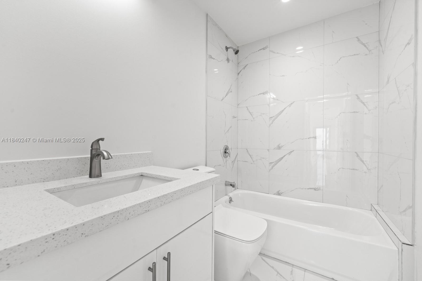 TOWN OF FLORIDA CITY - Residential Income