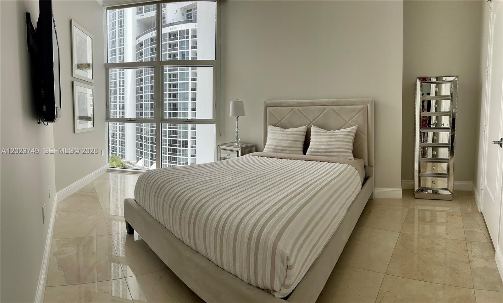 TRUMP PALACE CONDO - Residential Lease