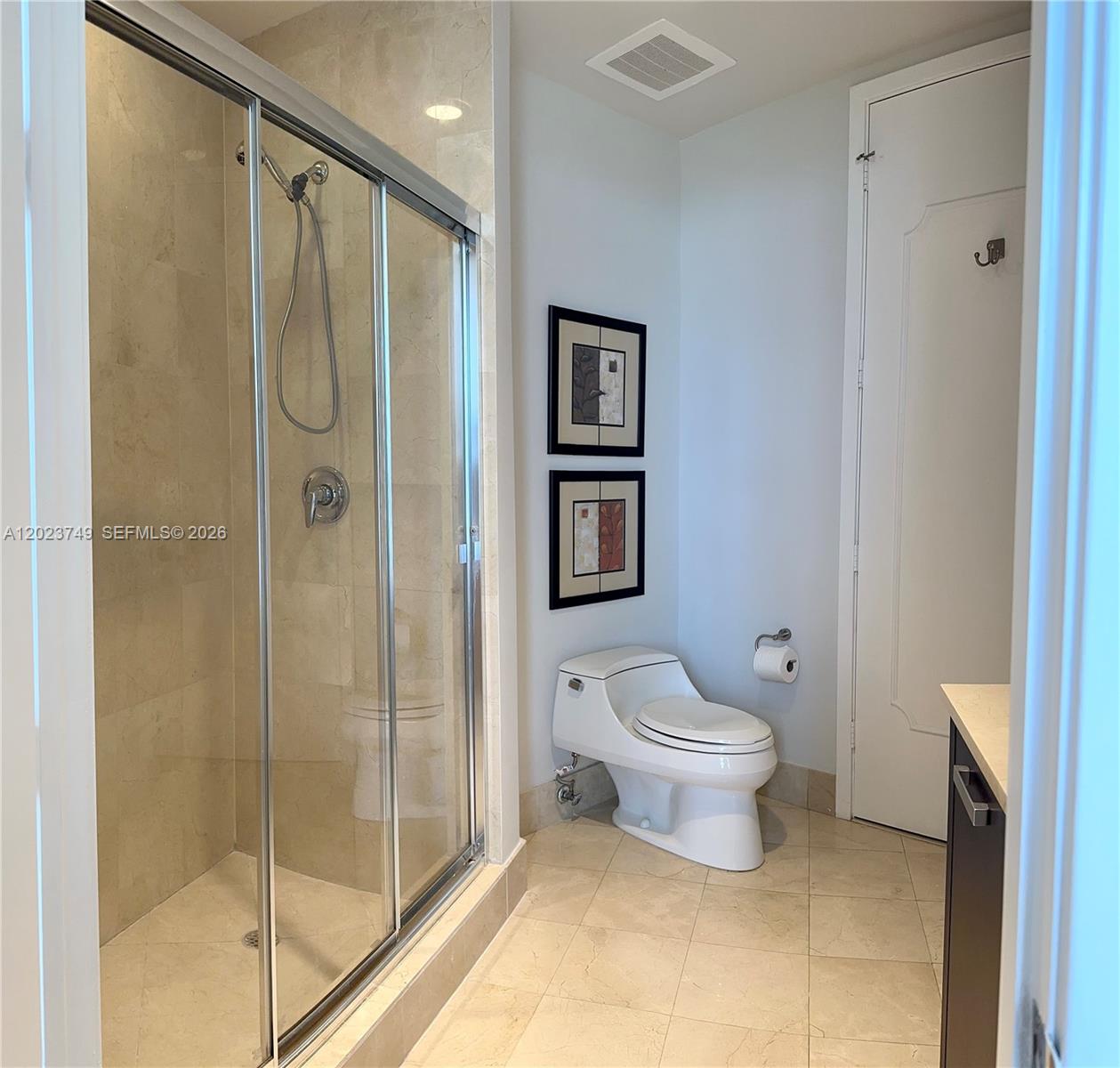 TRUMP PALACE CONDO - Residential Lease