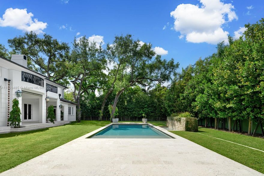 Please contact Jennifer Goldstein at 305-968-4492 for any property-related questions.