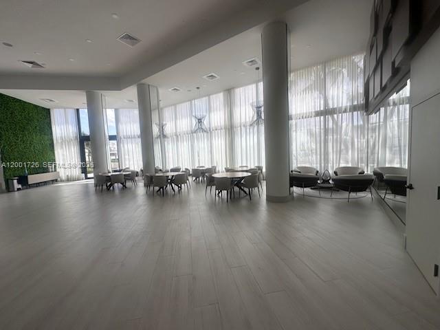 1000 ISL BLVD WILLIAMS IS - Residential Lease