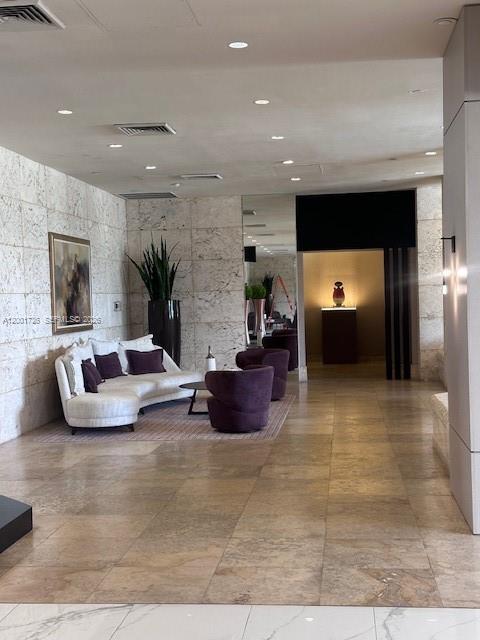 1000 ISL BLVD WILLIAMS IS - Residential Lease