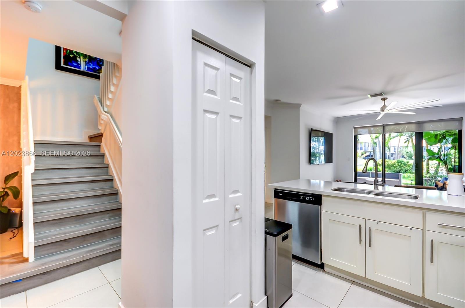 DORAL CAY - Residential