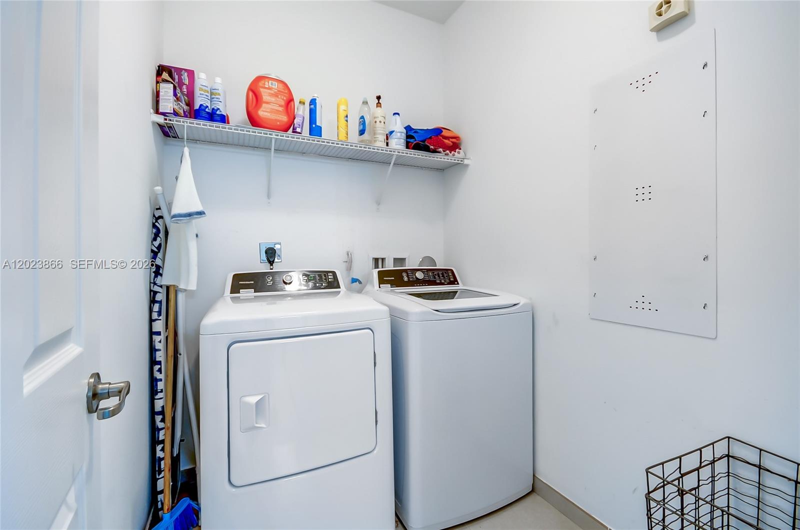 DORAL CAY - Residential