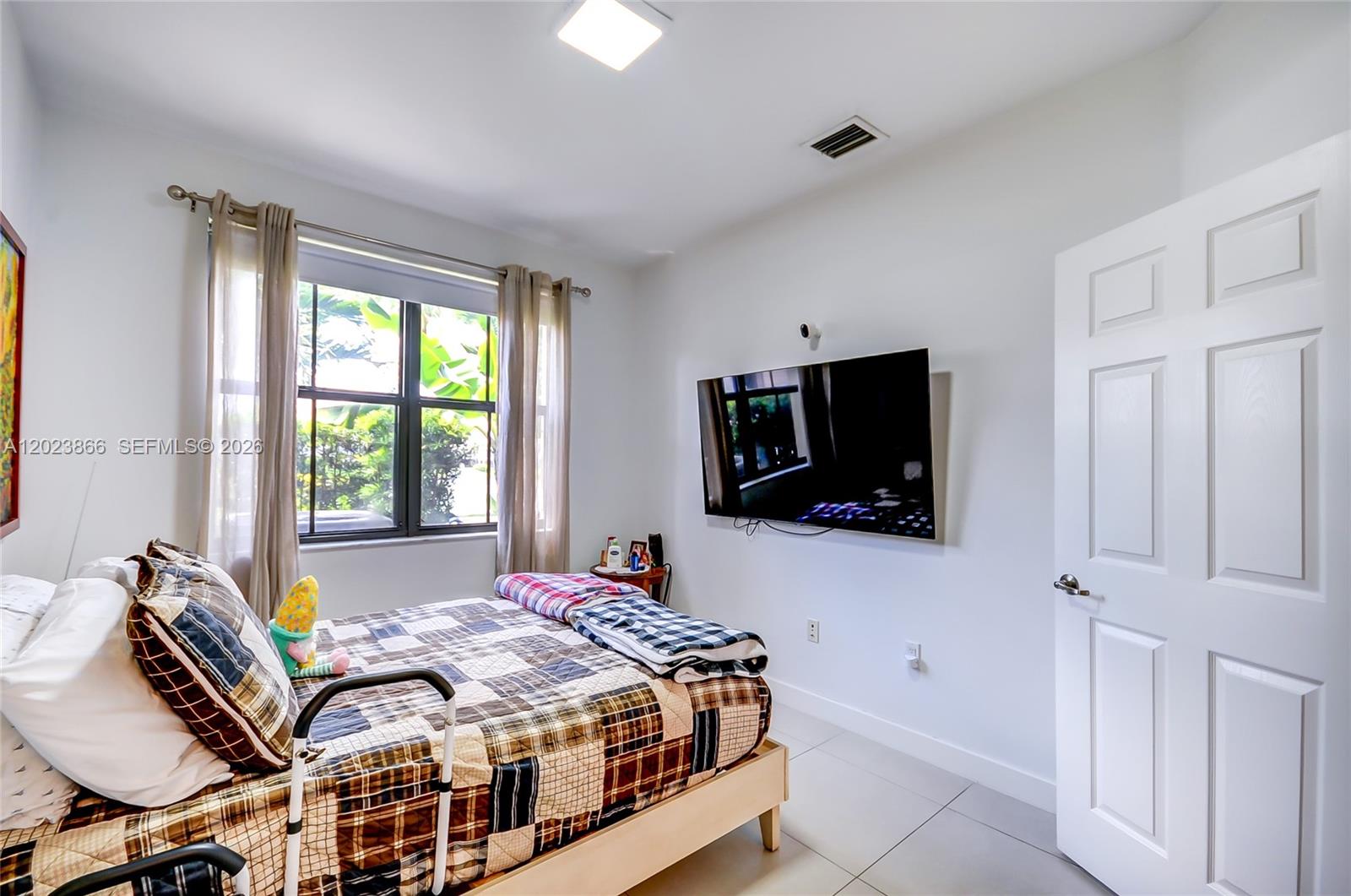 DORAL CAY - Residential