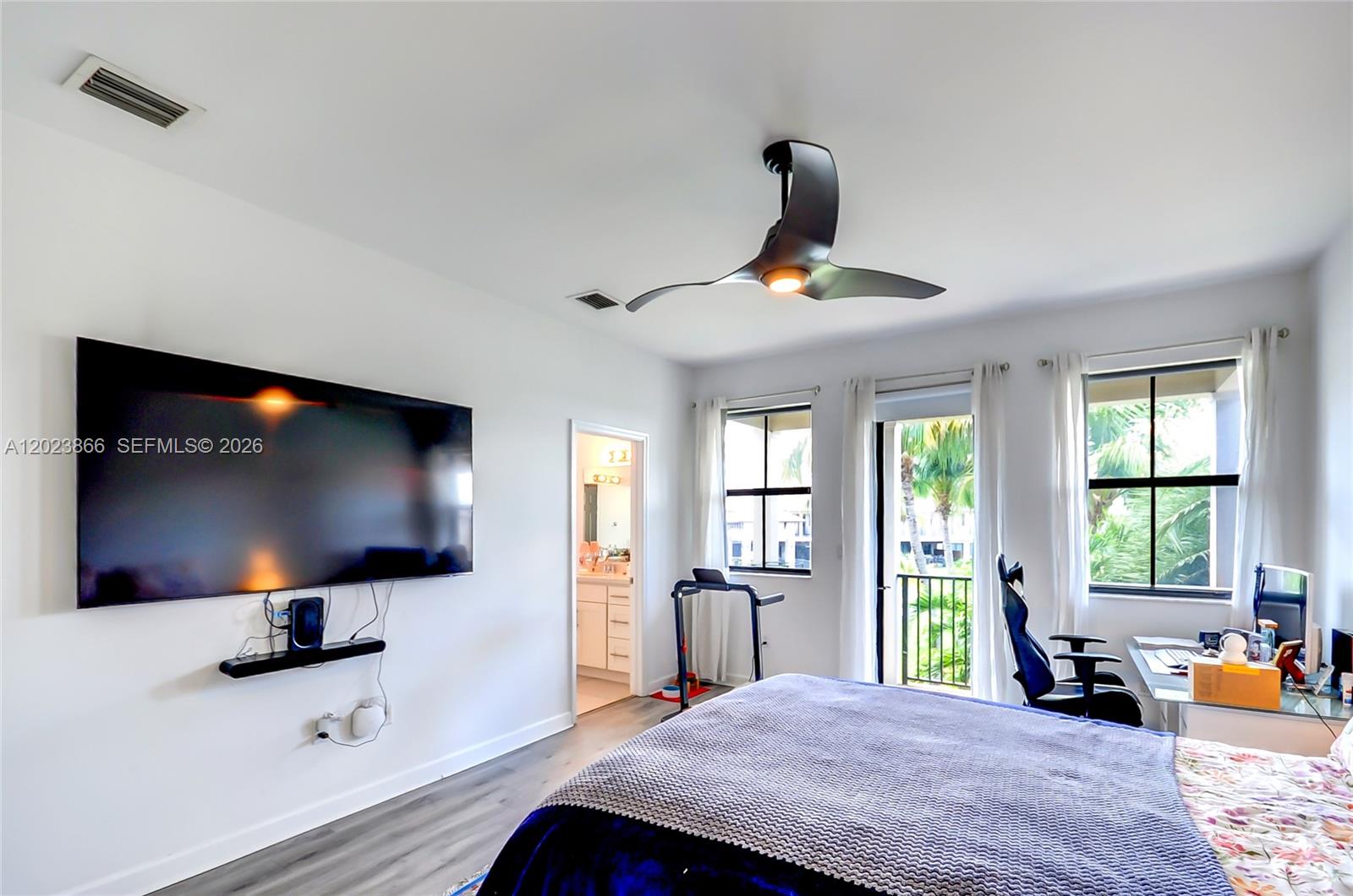 DORAL CAY - Residential
