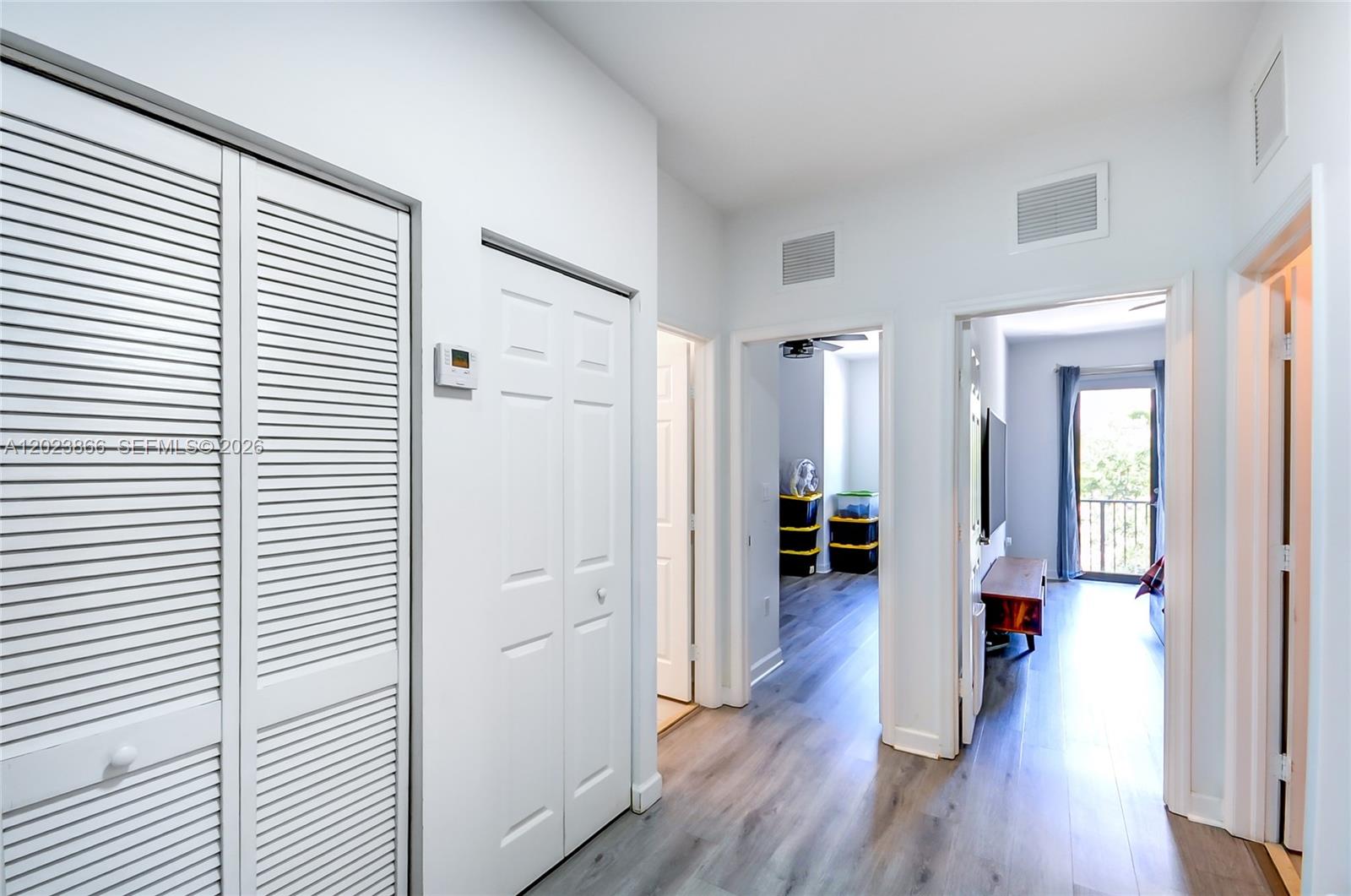 DORAL CAY - Residential