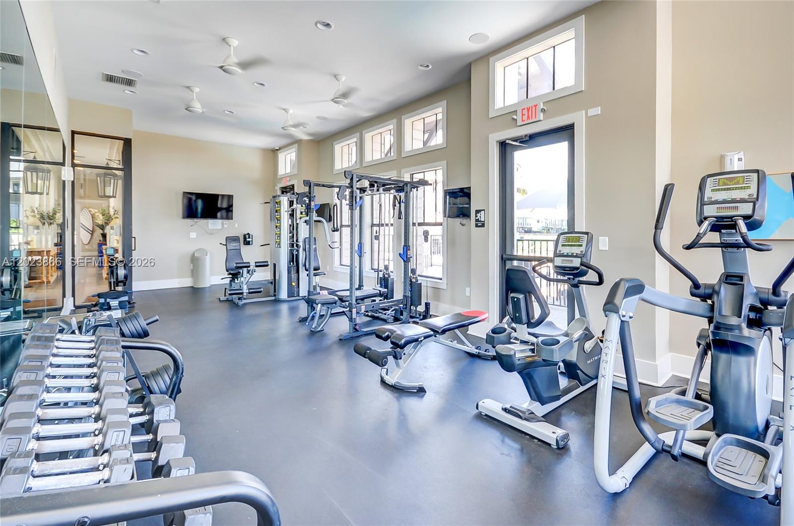 DORAL CAY - Residential