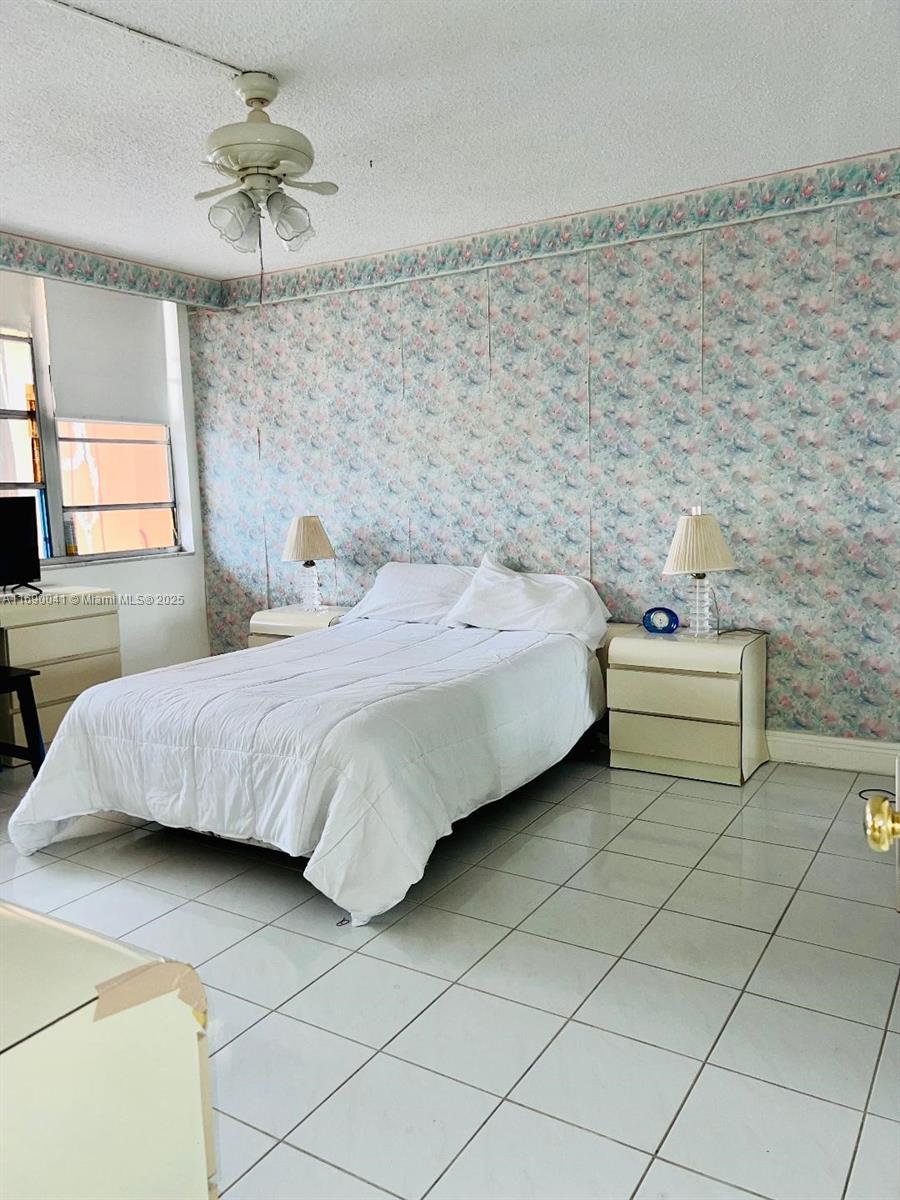 CRESTVIEW TOWERS CONDO - Residential