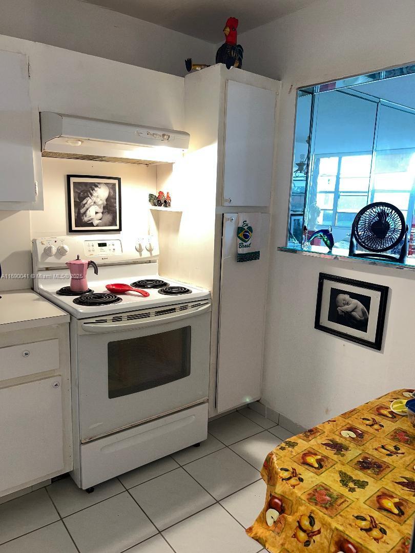 CRESTVIEW TOWERS CONDO - Residential