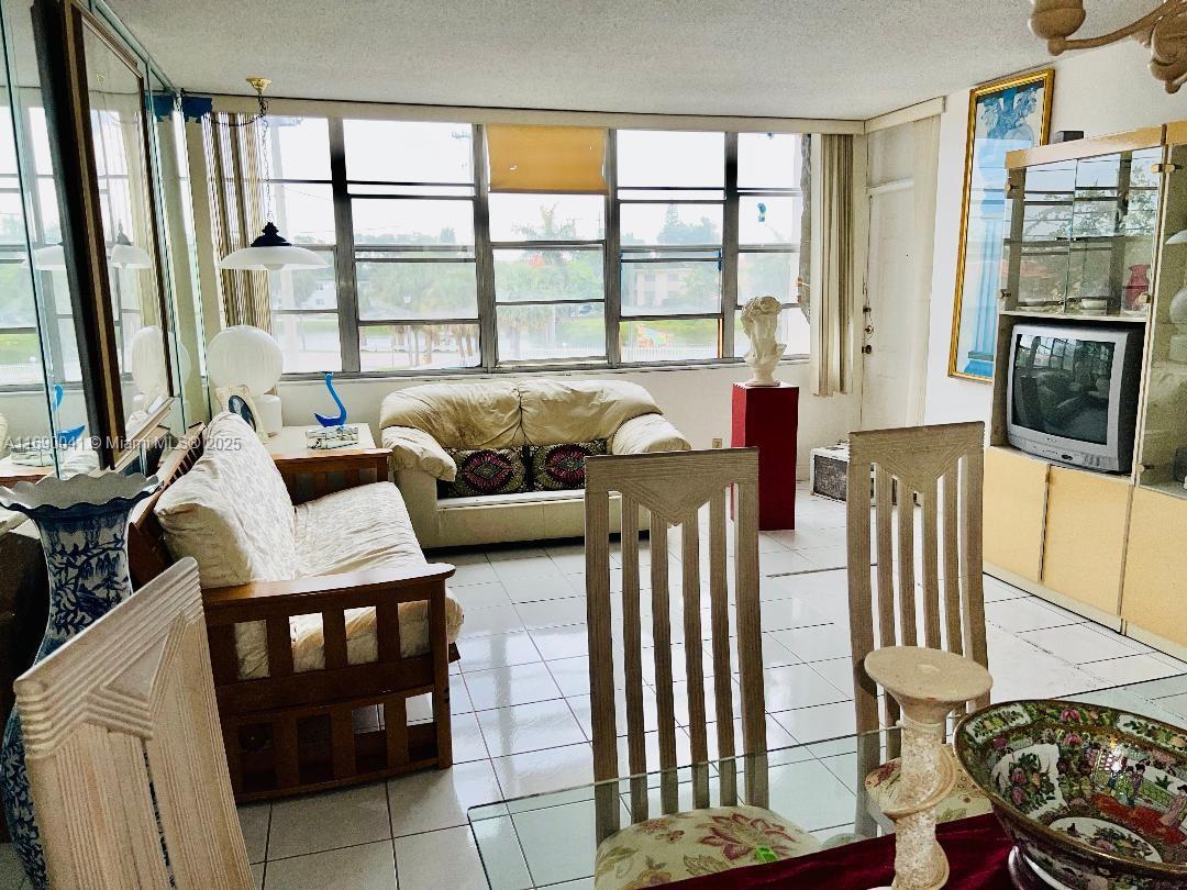 CRESTVIEW TOWERS CONDO - Residential