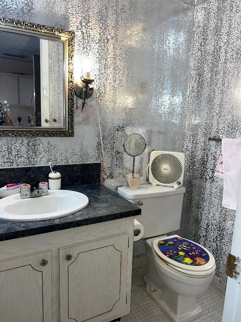 CRESTVIEW TOWERS CONDO - Residential