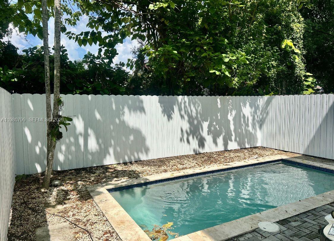 SILVER BLUFF GARDENS - Residential Lease