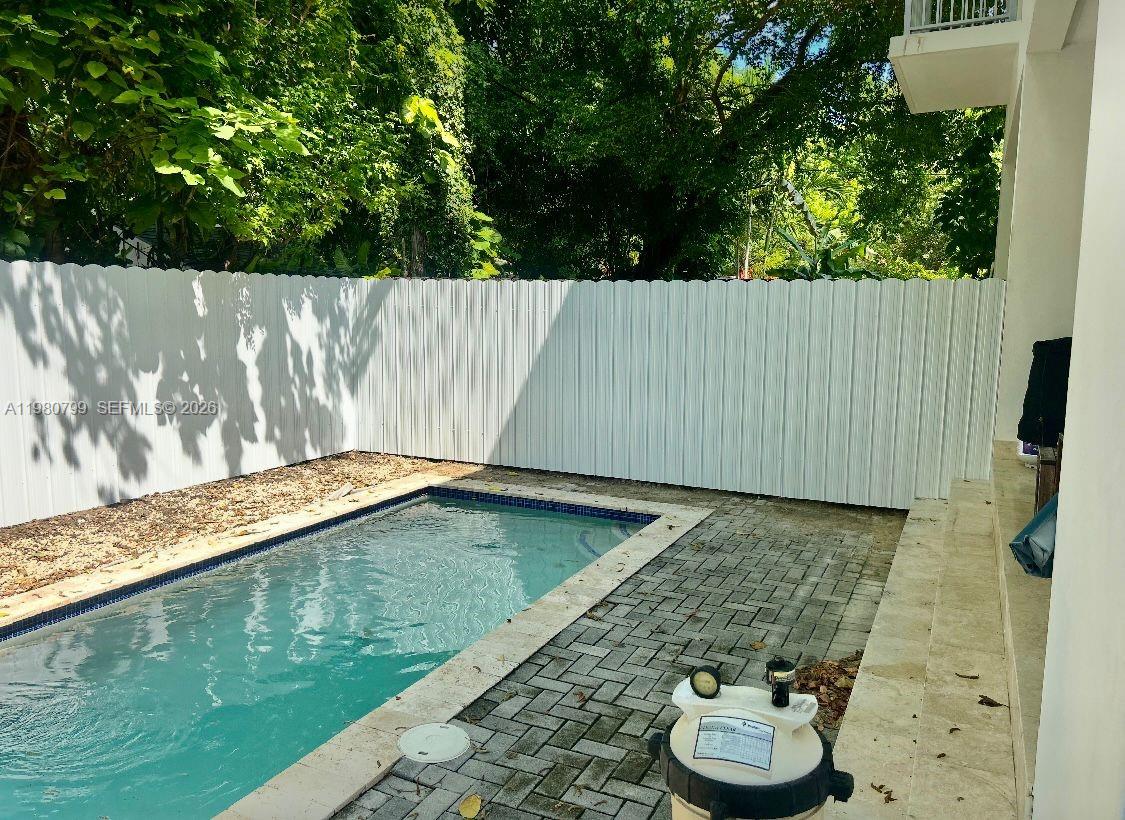 SILVER BLUFF GARDENS - Residential Lease