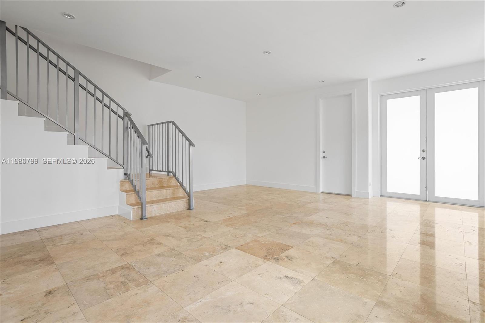 SILVER BLUFF GARDENS - Residential Lease